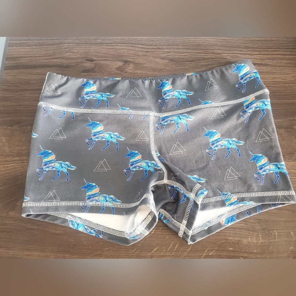 Fleo x KMC unicorn‎ original shorts size medium